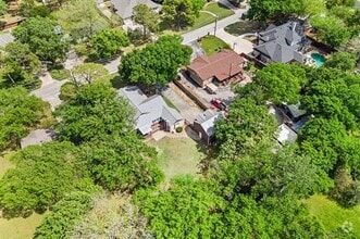 Building Photo - 6212 Westcoat Dr