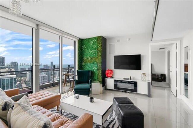 Foto del edificio - 92 SW 3rd St