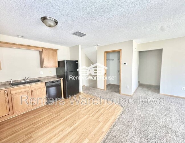 Foto del edificio - 302 NE Kingwood