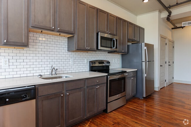 2BR,1BA - Lofts 29
