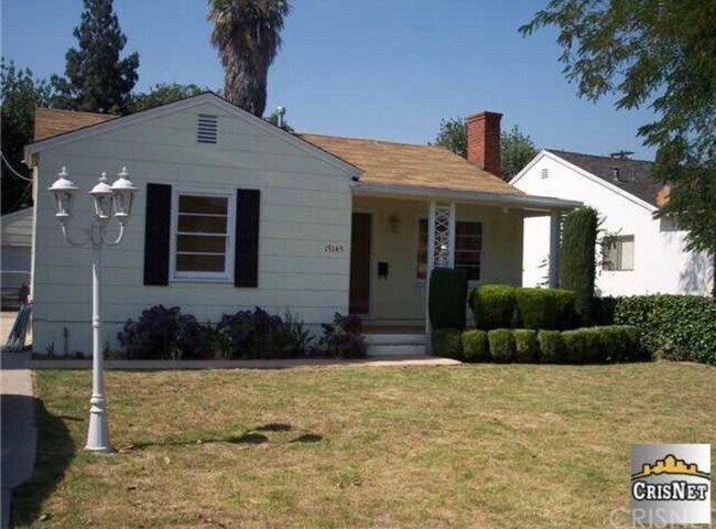 Building Photo - 15145 La Maida St