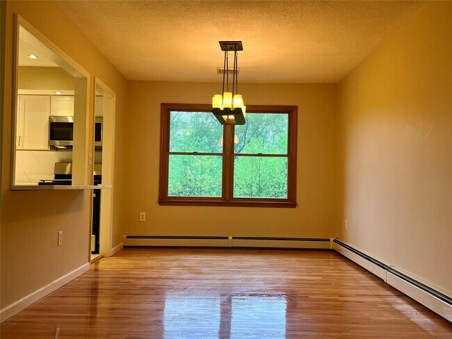Foto del edificio - 51 Pine Ct