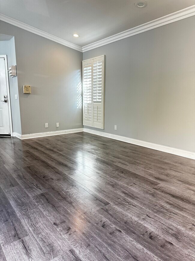 Foto del edificio - 5120 Twilight Canyon Rd