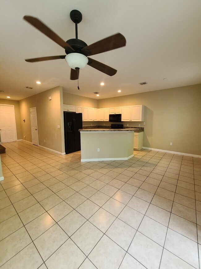Building Photo - 1239 Lucaya Dr