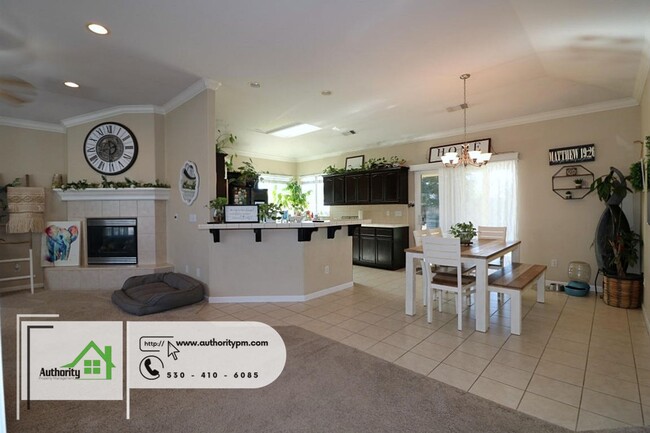 Building Photo - Beautiful Home of 2631 Queens, Large home,...