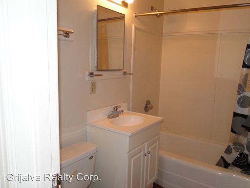 Building Photo - 3615 E Bellevue St