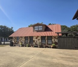 Building Photo - 108 F St