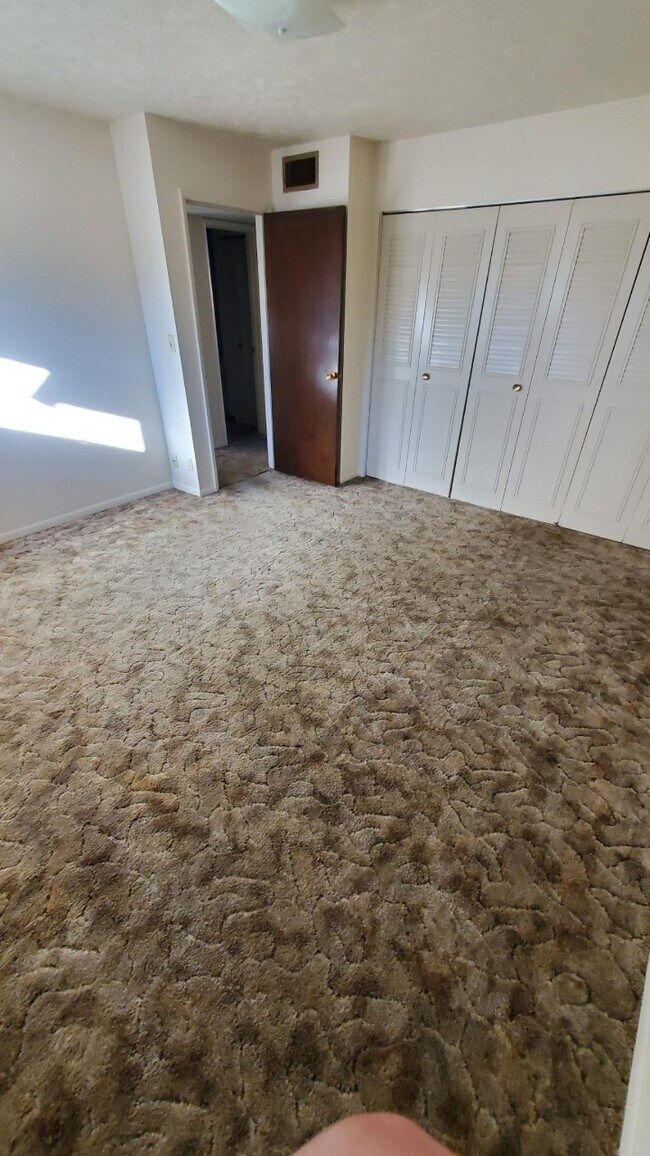 Foto del edificio - 650 E 12th St