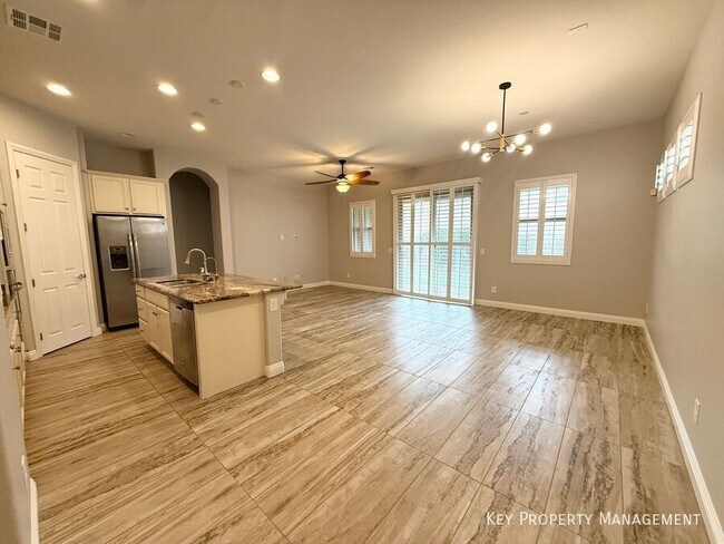 Foto del edificio - 81 Einstein Ridge Way