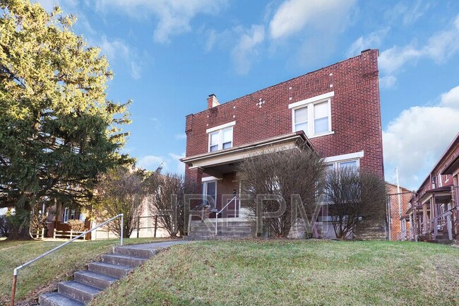 Foto del edificio - 1259 E Livingston Ave