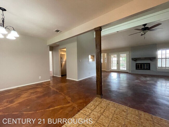 Building Photo - 4 br, 2 bath House - 9614 Chelmsford