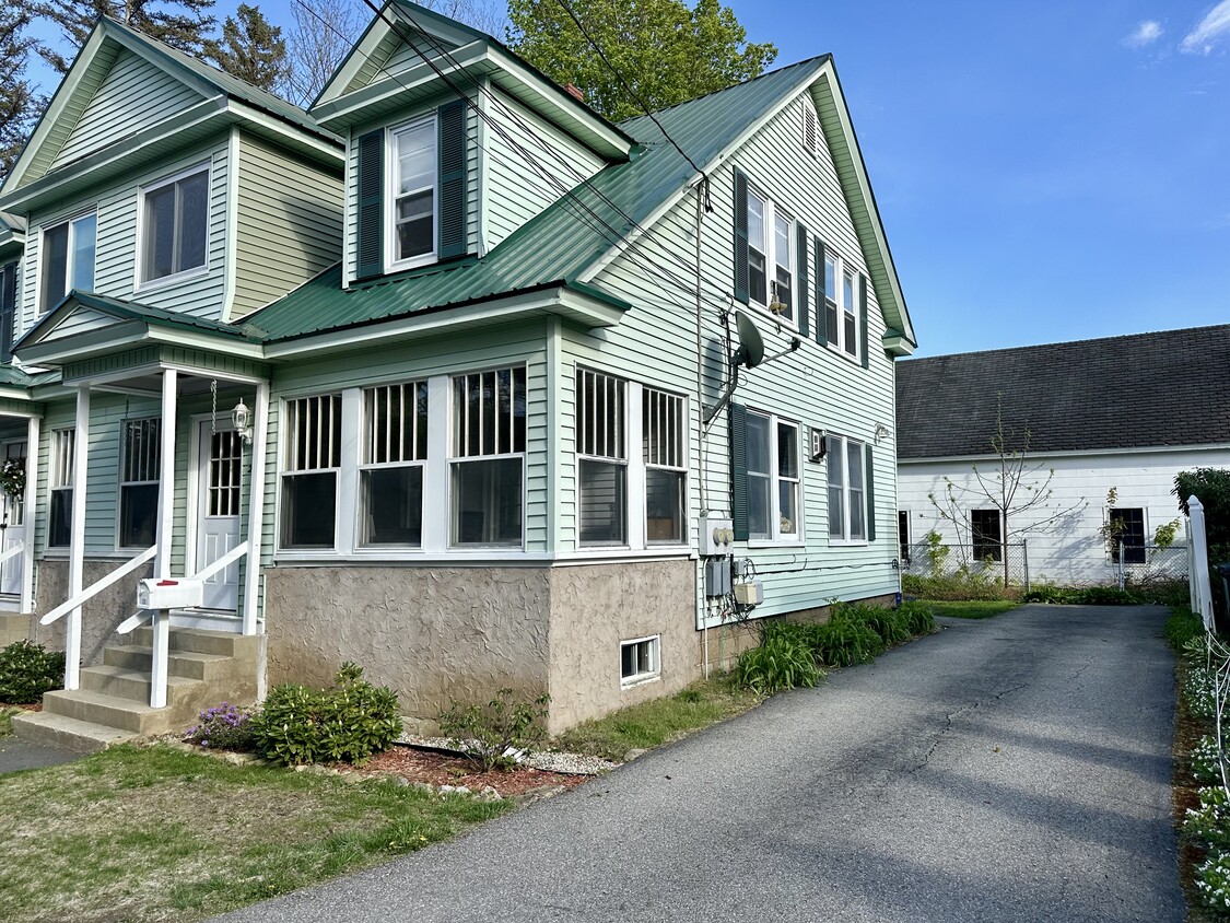 20 Mitchell Pl, Laconia, NH 03246 - Townhome Rentals in Laconia NH ...