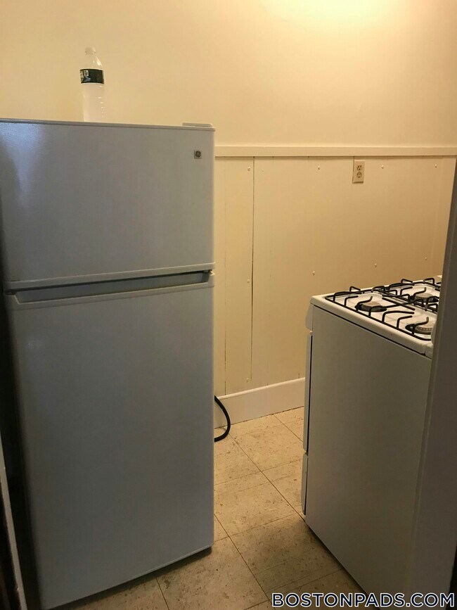 Foto del edificio - 163 Summer St