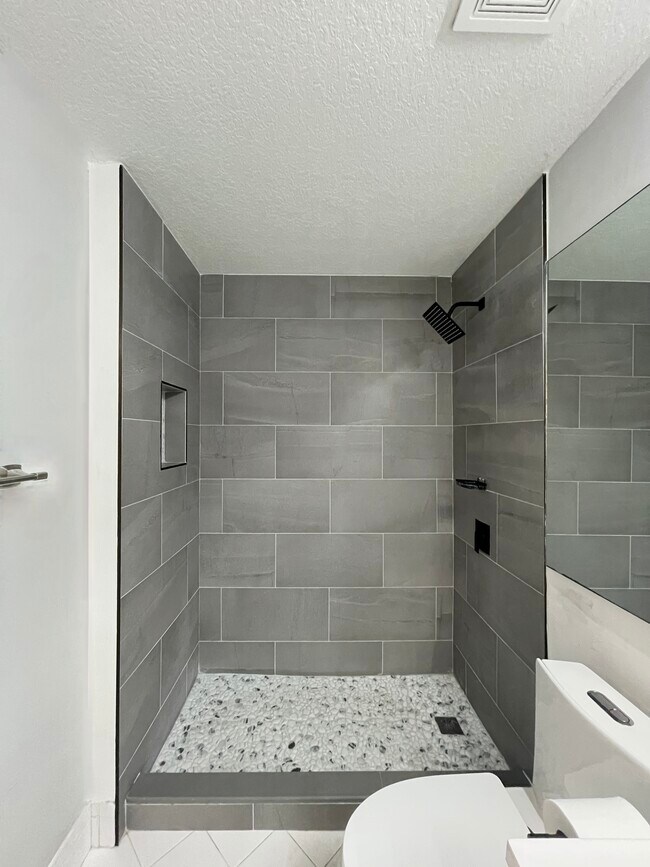 Foto del edificio - 10720 NW 66th St