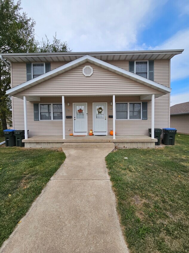904 S Riggen St Unit 1, Kirksville, MO 63501 Condo for Rent in