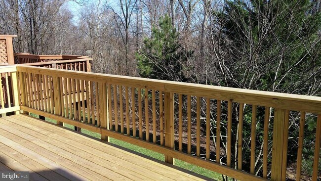 Building Photo - 15829 Bobolink Dr