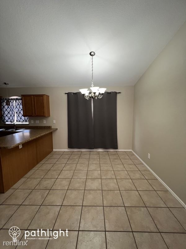 Foto del edificio - 3 br, 2 bath House - 9428 E Pampa Avenue UNIT