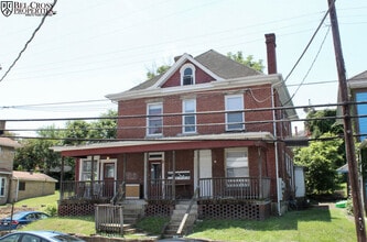 Building Photo - 420-422-422 Pennsylvania Ave