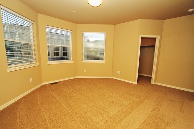 Bedroom - Park Place Plaza