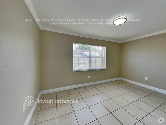 Building Photo - 1747 SW 136th Pl