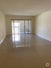 Building Photo - 3212 Strawflower Way