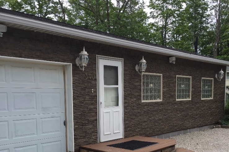 Primary Photo - 340 Tower Dr