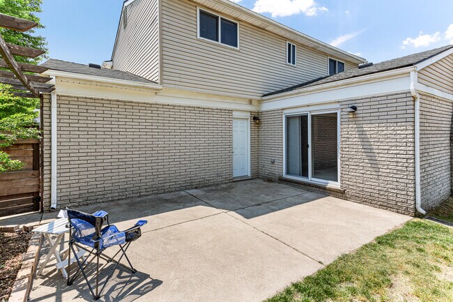 Foto del edificio - 39890 Edmundton St