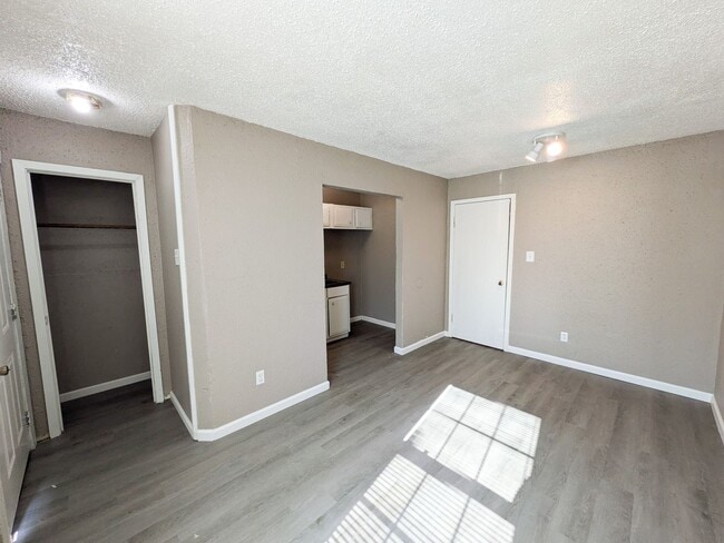 Building Photo - 4370 Avenue A