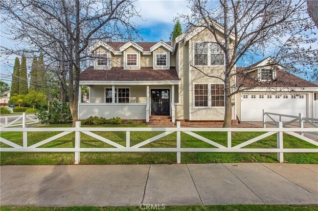 Building Photo - 289 N Cleveland St