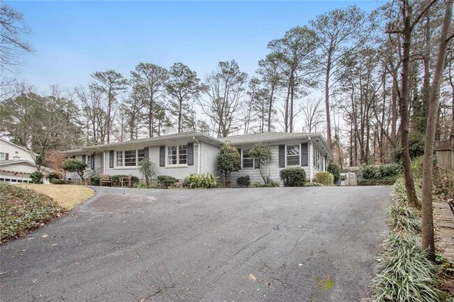 Building Photo - 3873 Land O Lakes Dr NE