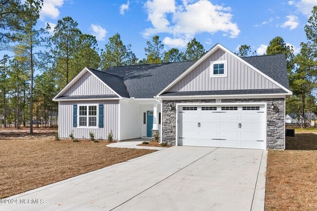 Building Photo - 619 Muscadine Ln