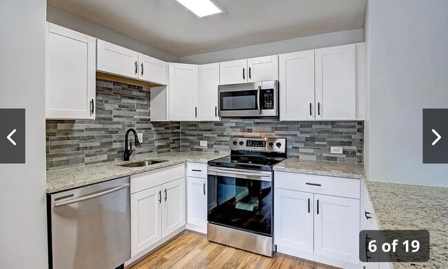 Foto del edificio - 888 N Logan St