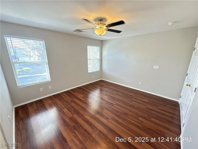 Foto del edificio - 75 Aldarra Canyon Ave