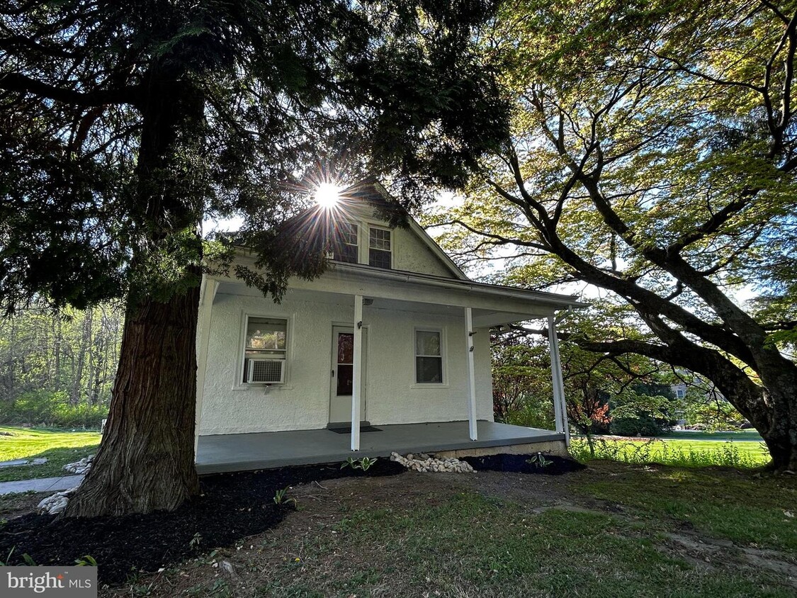 Primary Photo - 648 Cheyney Rd