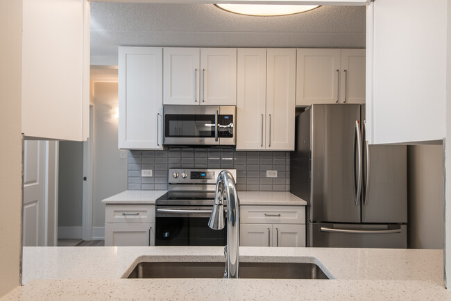 Foto del edificio - 626 E Woodland Park Ave