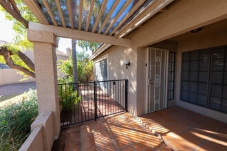 Building Photo - 4283 E Agave Rd