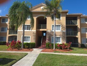 Building Photo - 3608 NW Adriatic Ln