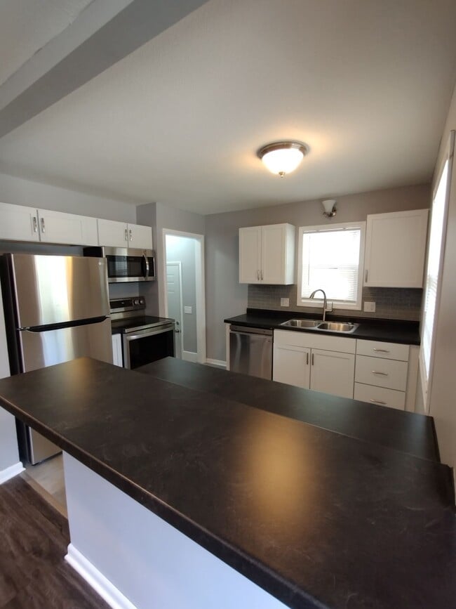 Kitchen - 5907 New York Ave