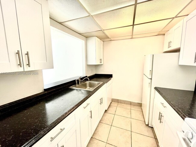 Building Photo - 17911 NW 68th Ave