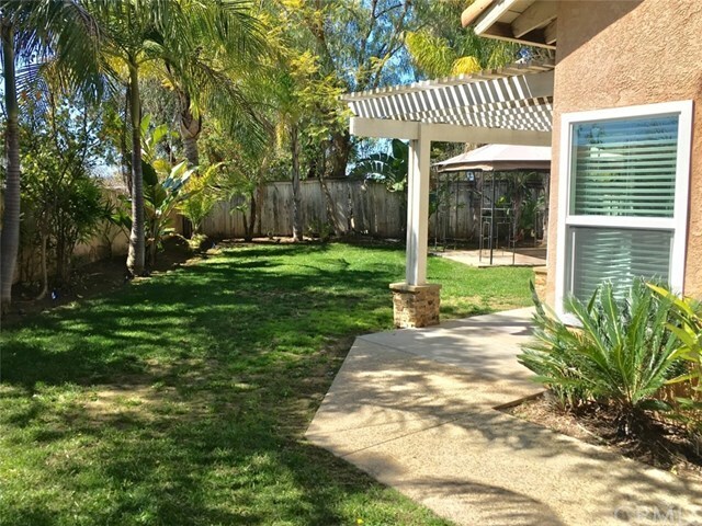 Building Photo - 45 Desert Thorn