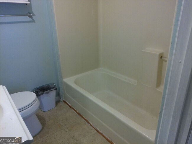 Building Photo - 1188 Wildwood Trce
