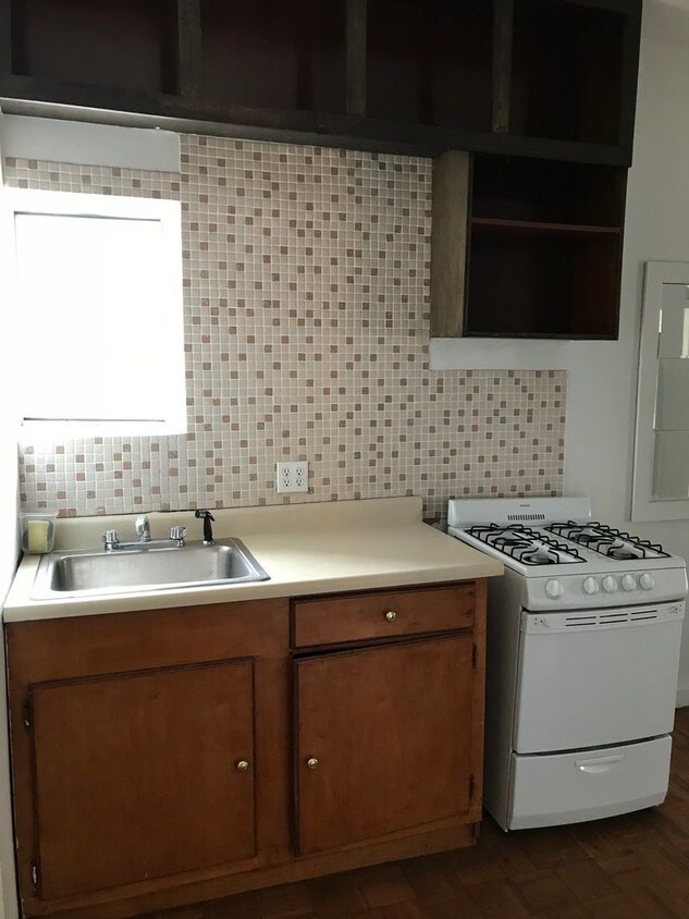 Foto principal - 346 W 52nd St