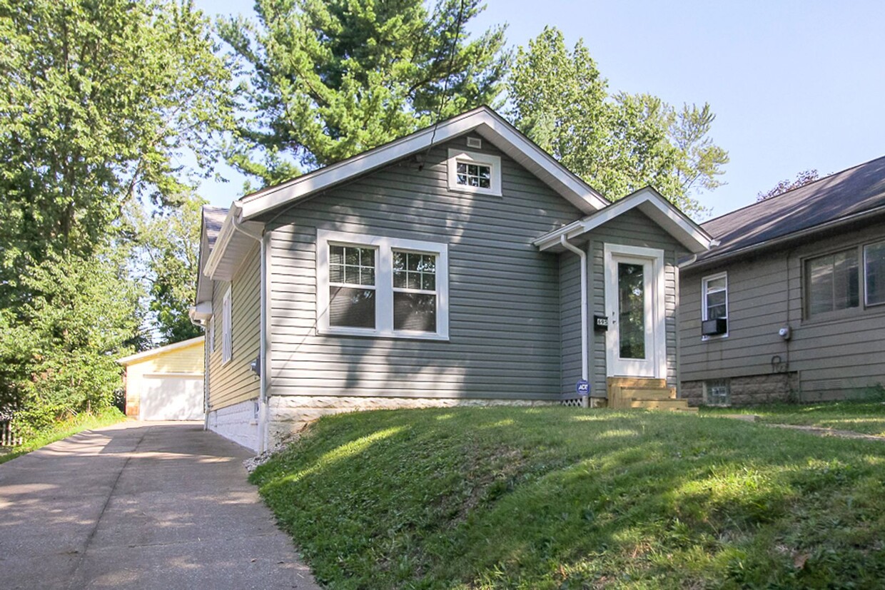 Primary Photo - Beautiful remodeled 2 BR home