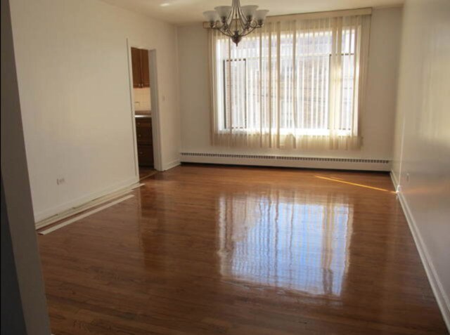 Foto del edificio - 2710 W Summerdale Ave