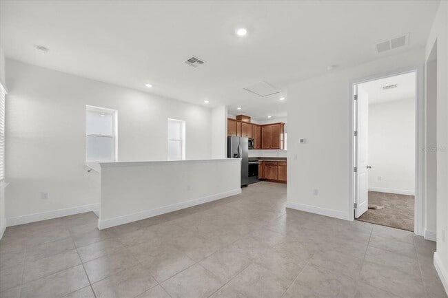 Building Photo - 10129 SODDY Aly