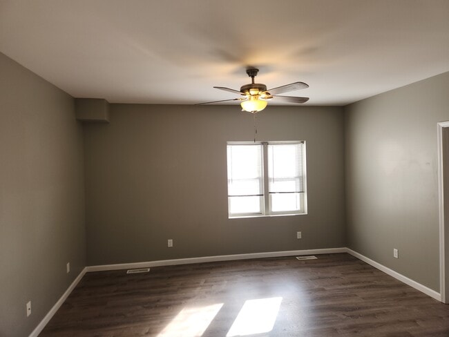 Foto del edificio - 2-152 E Walnut St