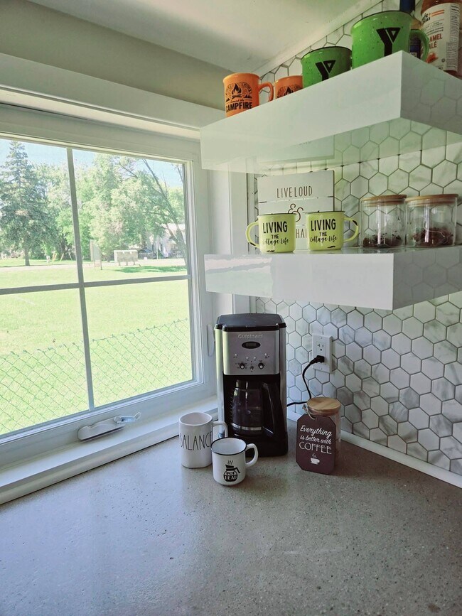 Photo du bâtiment - 365 Jackson St