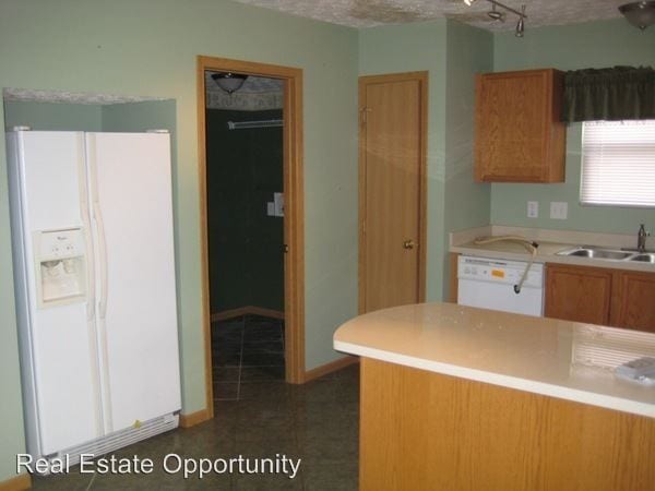 Building Photo - 3 br, 2.5 bath House - 1368 Hepatica St