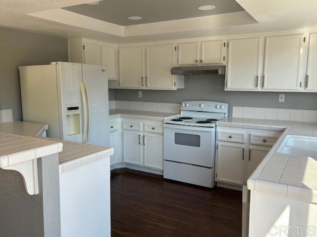 Building Photo - 2245 Via Blanca