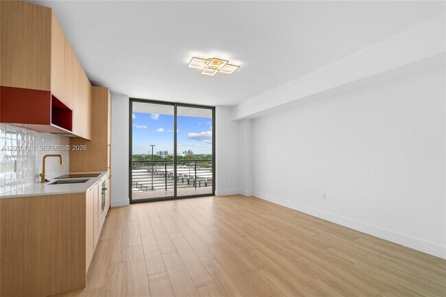 Foto del edificio - 90 NE 32nd St